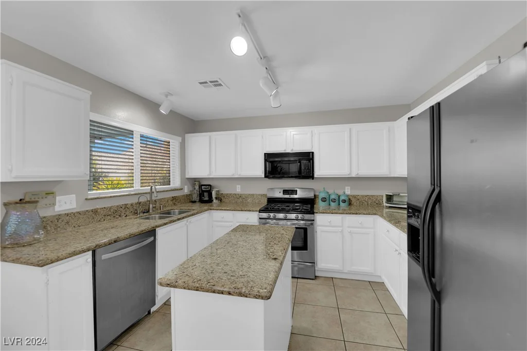 2098 Merano, Las Vegas, NV 89123