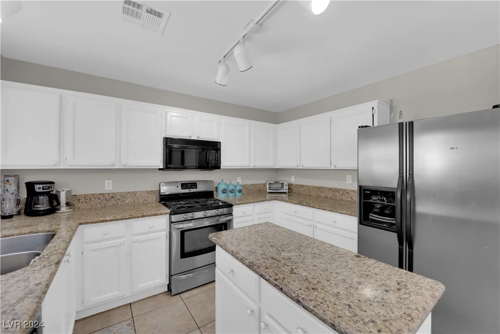 2098 Merano, Las Vegas, NV 89123