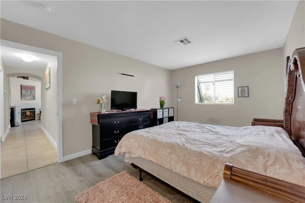 2098 Merano, Las Vegas, NV 89123