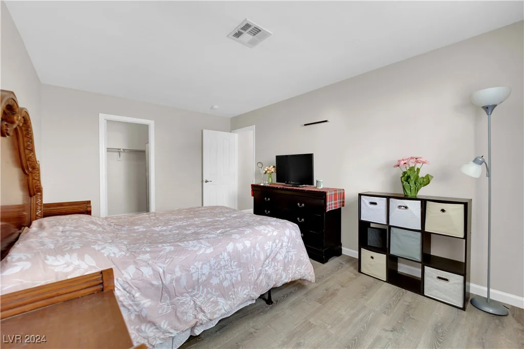 2098 Merano, Las Vegas, NV 89123