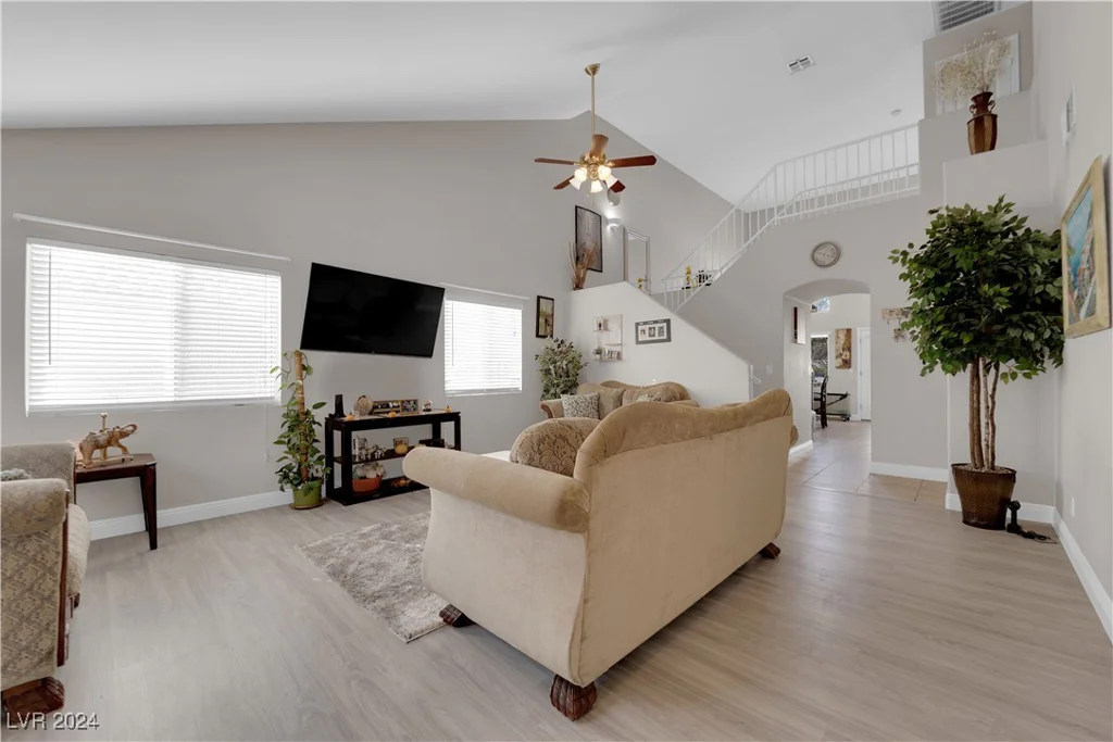 2098 Merano, Las Vegas, NV 89123