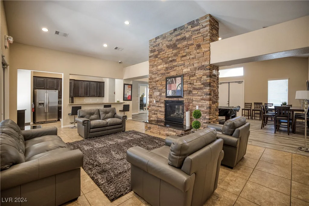 4637 Pencester, Las Vegas, NV 89115