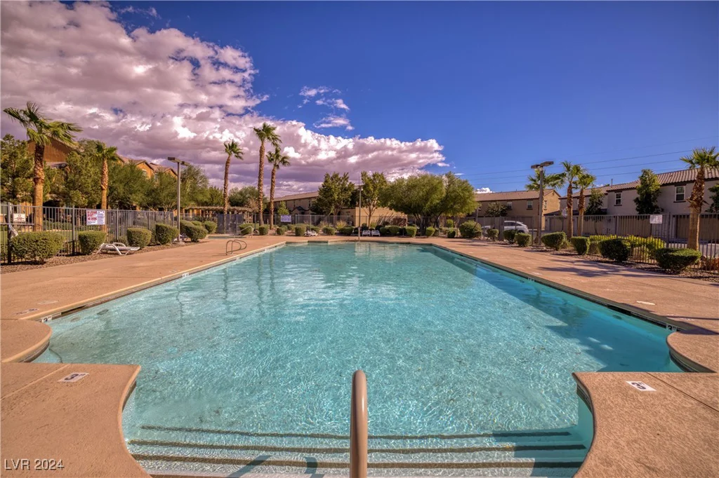 4637 Pencester, Las Vegas, NV 89115