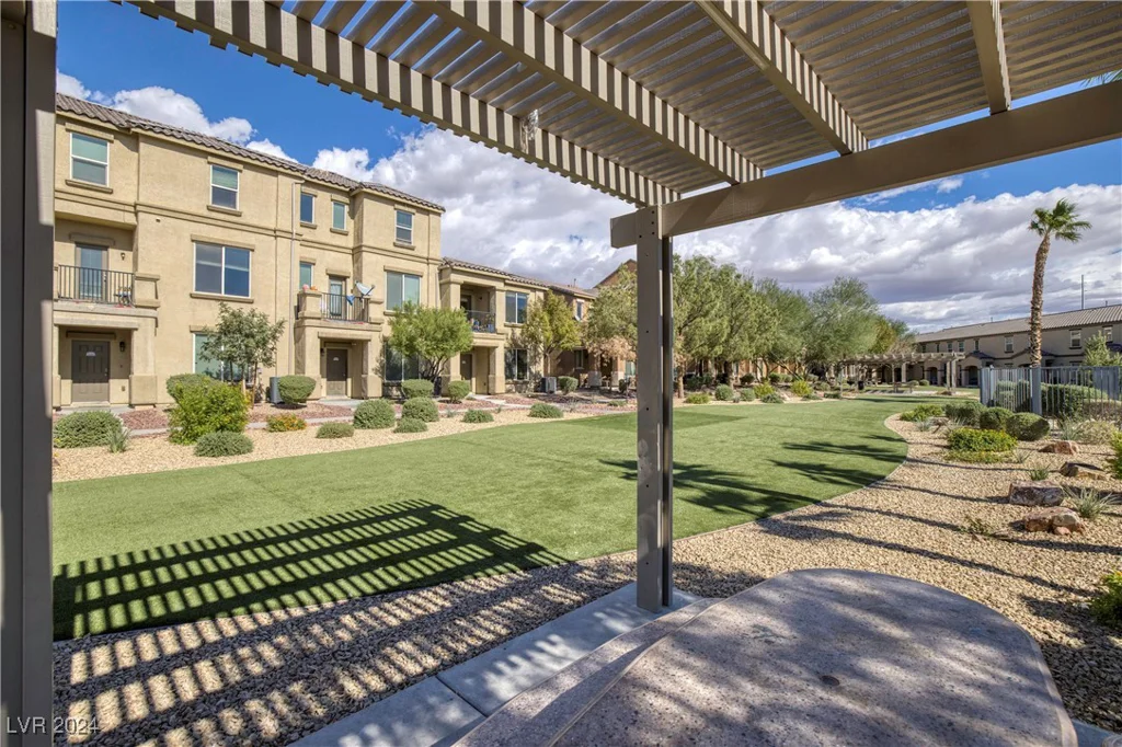 4637 Pencester, Las Vegas, NV 89115