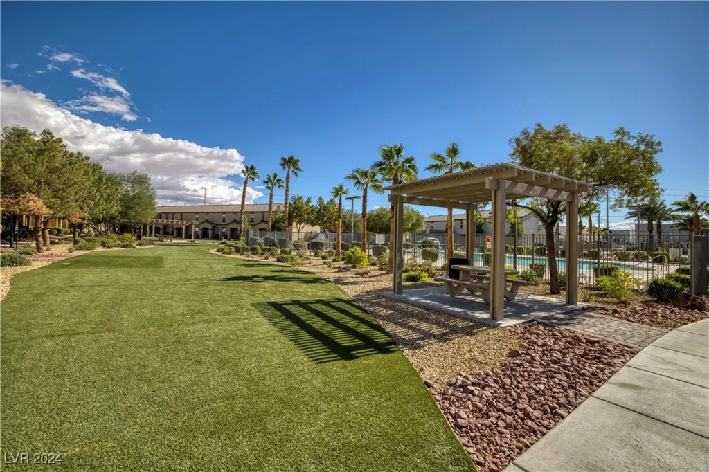 4637 Pencester, Las Vegas, NV 89115