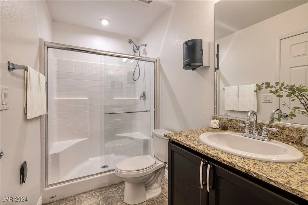 4637 Pencester, Las Vegas, NV 89115