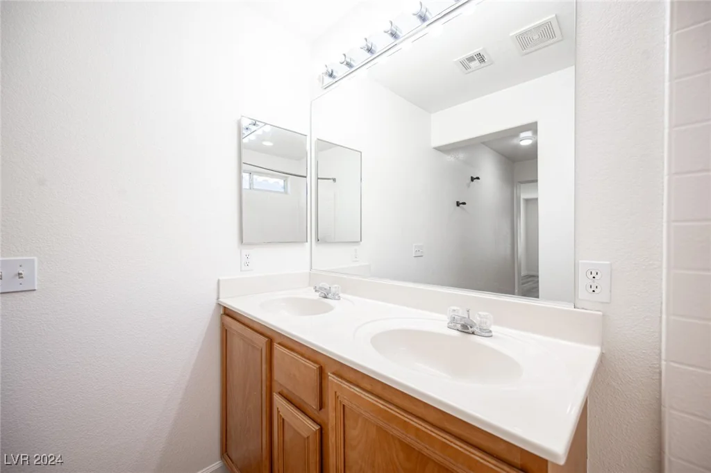 9570 Summer Furnace, Las Vegas, NV 89178