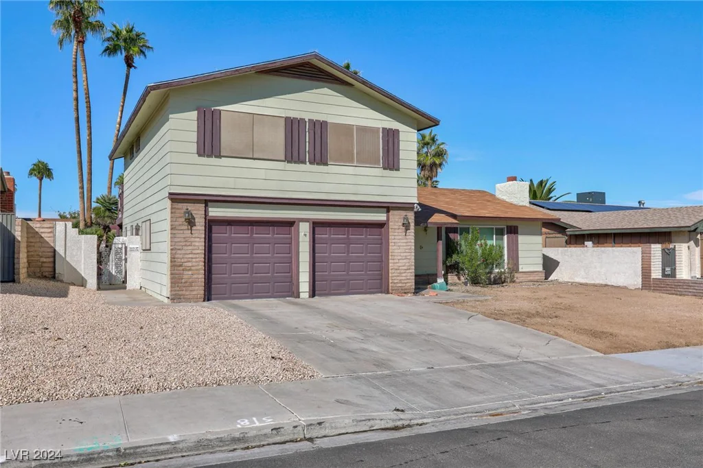 4020 Shadow Wood, Las Vegas, NV 89121