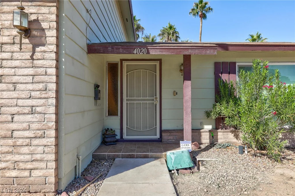 4020 Shadow Wood, Las Vegas, NV 89121