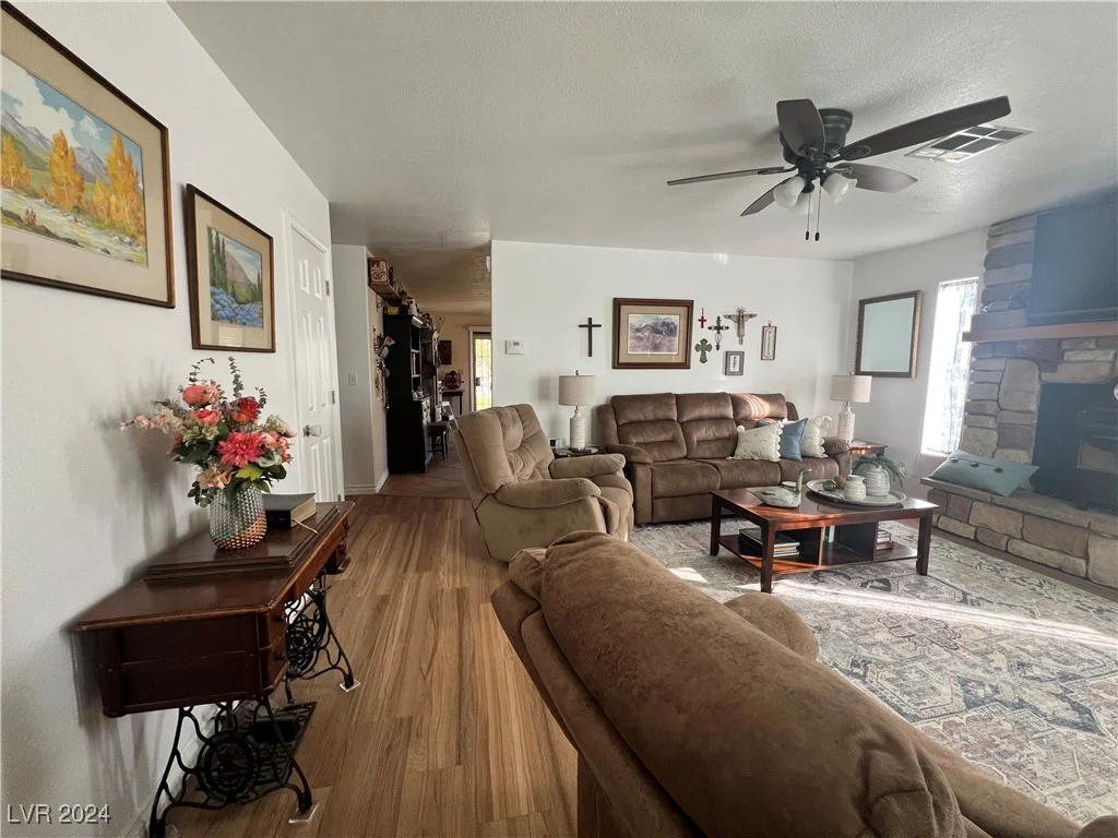 130 Spring Mountain Vista, Pahrump, NV 89060