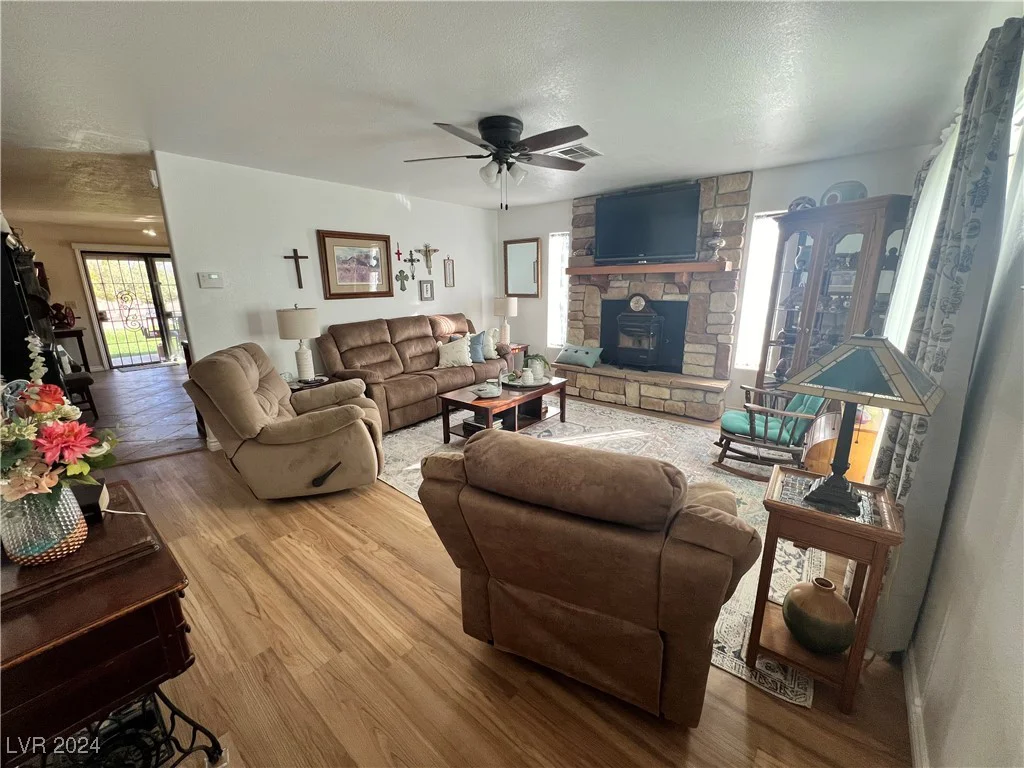 130 Spring Mountain Vista, Pahrump, NV 89060