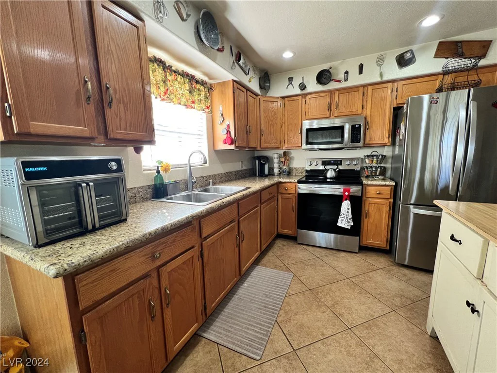 130 Spring Mountain Vista, Pahrump, NV 89060