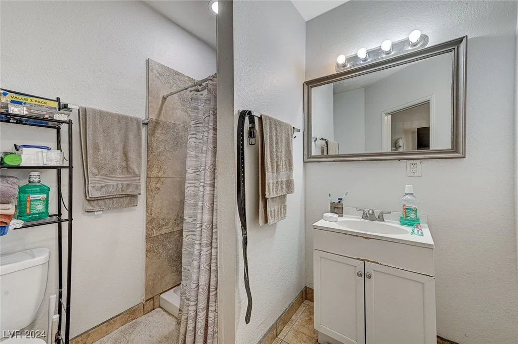2309 Constantine, Las Vegas, NV 89101