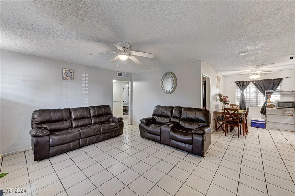2309 Constantine, Las Vegas, NV 89101