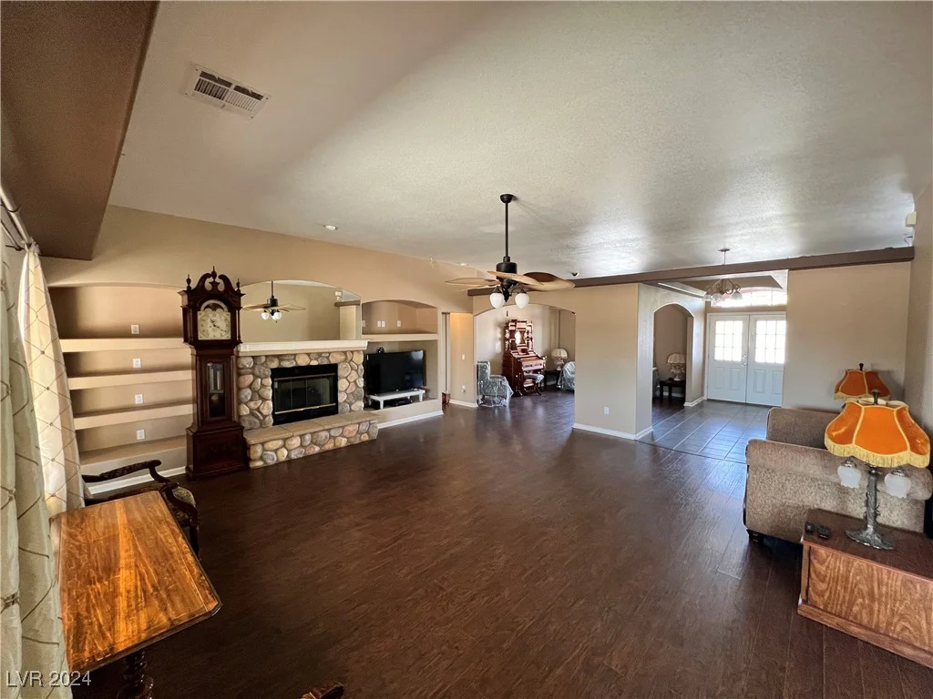 3301 Rainbow, Pahrump, NV 89048