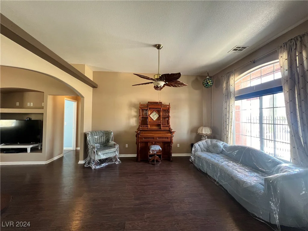 3301 Rainbow, Pahrump, NV 89048