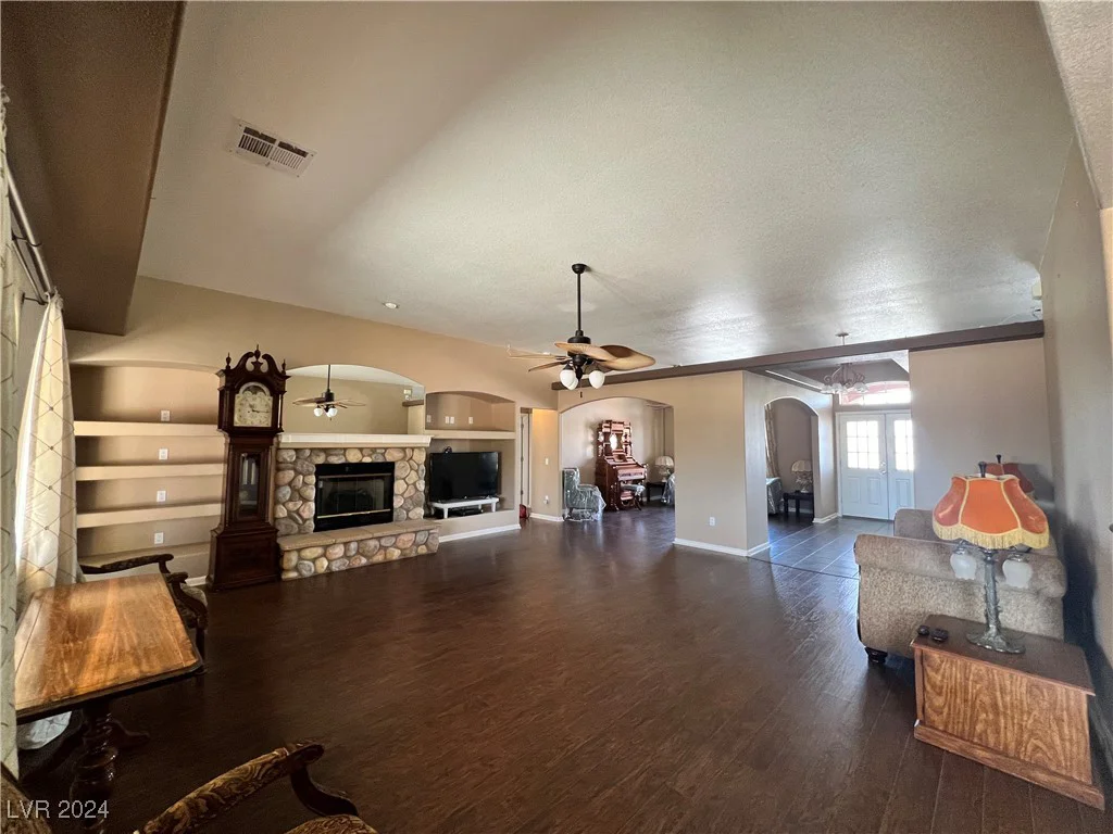3301 Rainbow, Pahrump, NV 89048