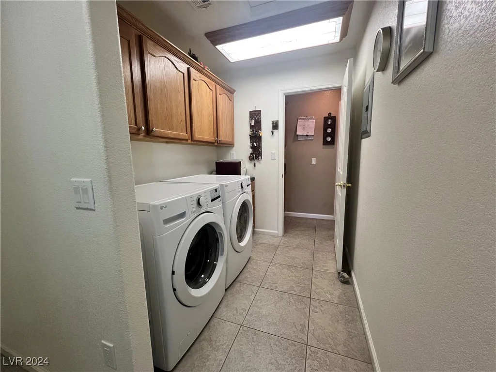 3301 Rainbow, Pahrump, NV 89048