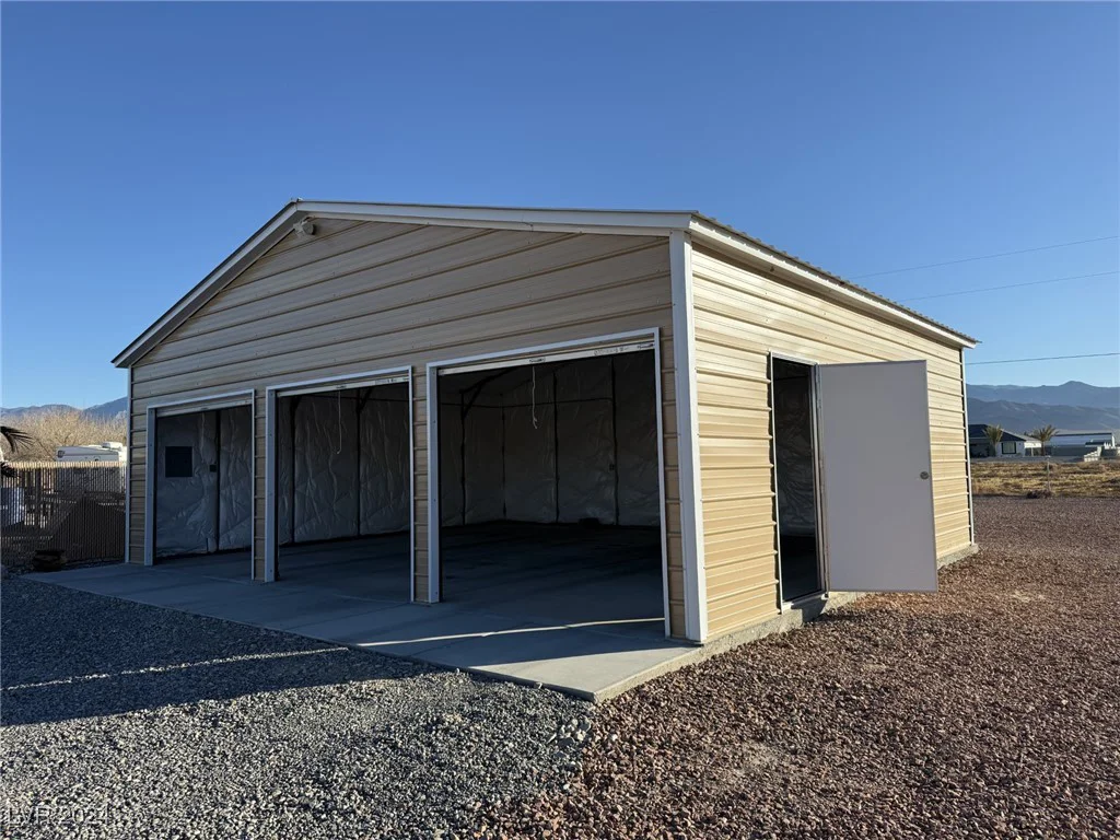 3301 Rainbow, Pahrump, NV 89048