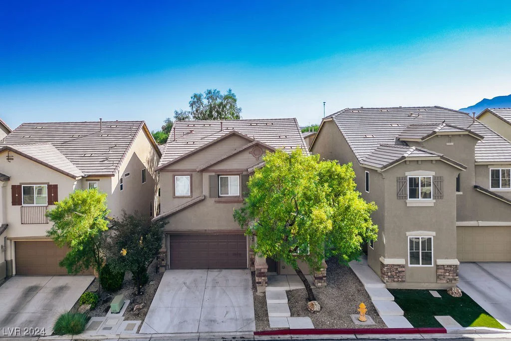 8331 Martinborough, Las Vegas, NV 89131