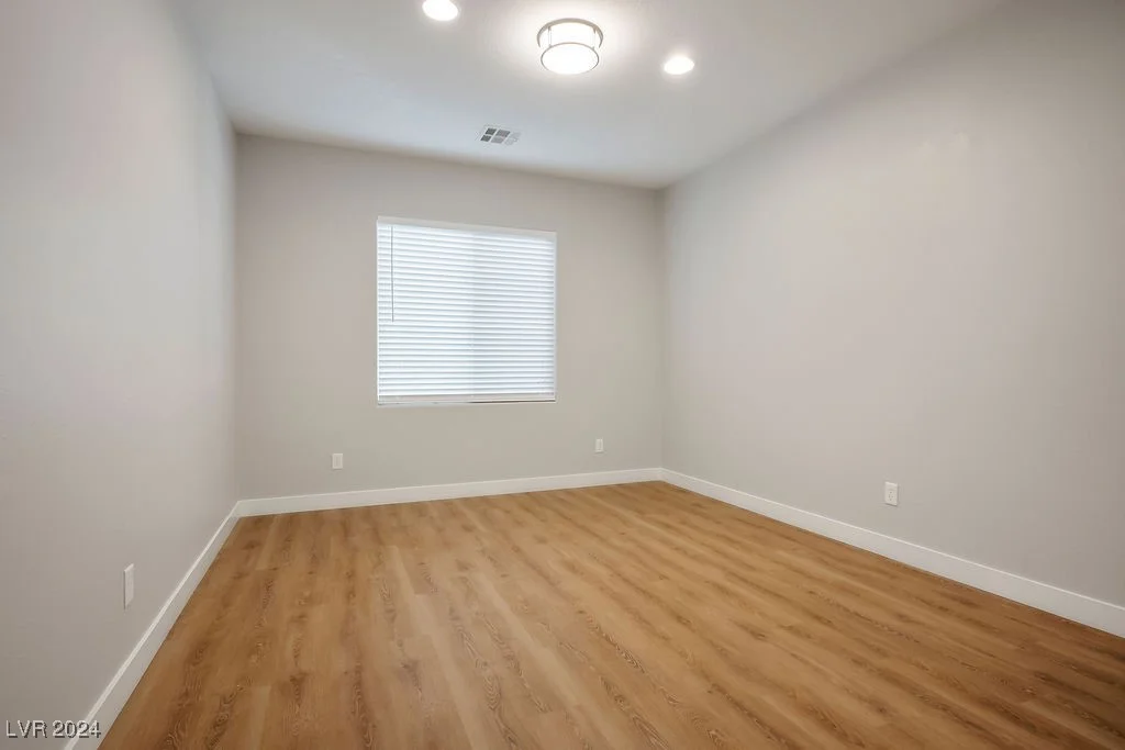 8331 Martinborough, Las Vegas, NV 89131
