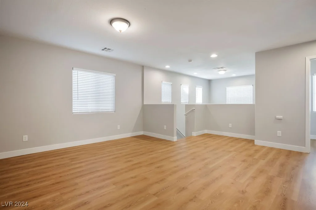 8331 Martinborough, Las Vegas, NV 89131