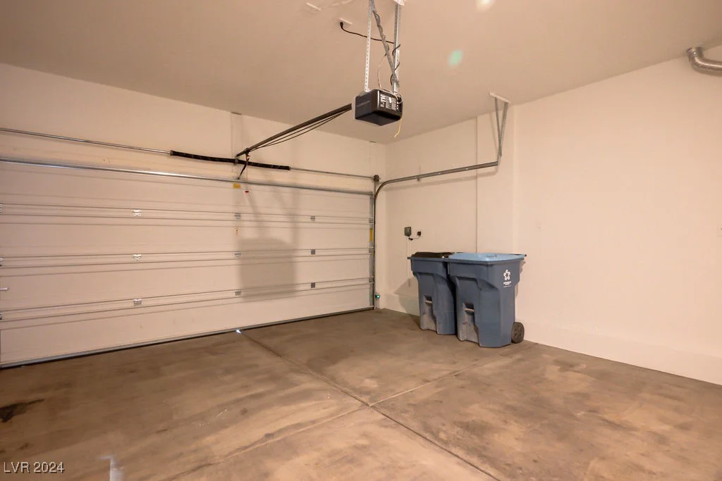 8331 Martinborough, Las Vegas, NV 89131