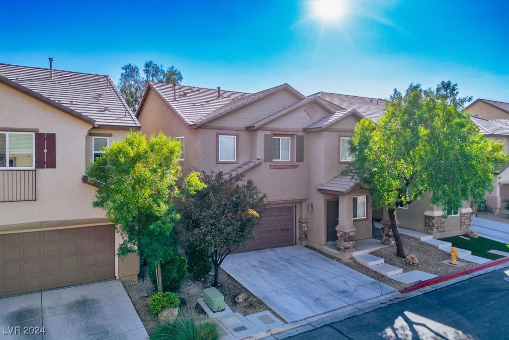 8331 Martinborough, Las Vegas, NV 89131