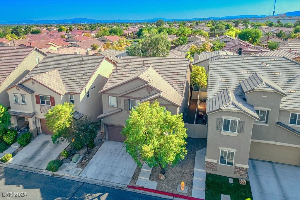 8331 Martinborough, Las Vegas, NV 89131