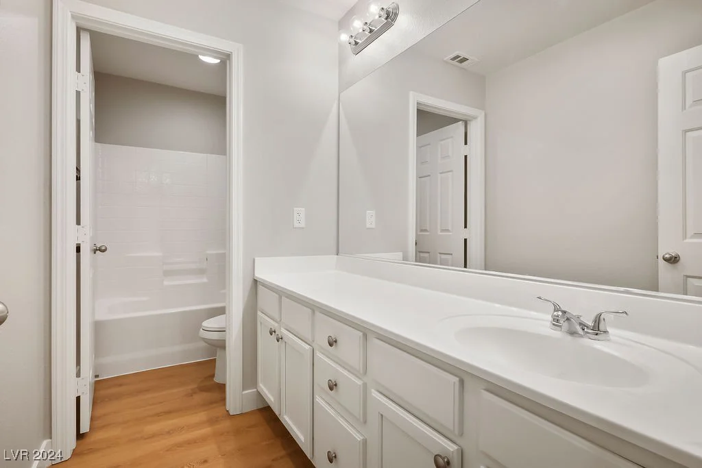 8331 Martinborough, Las Vegas, NV 89131