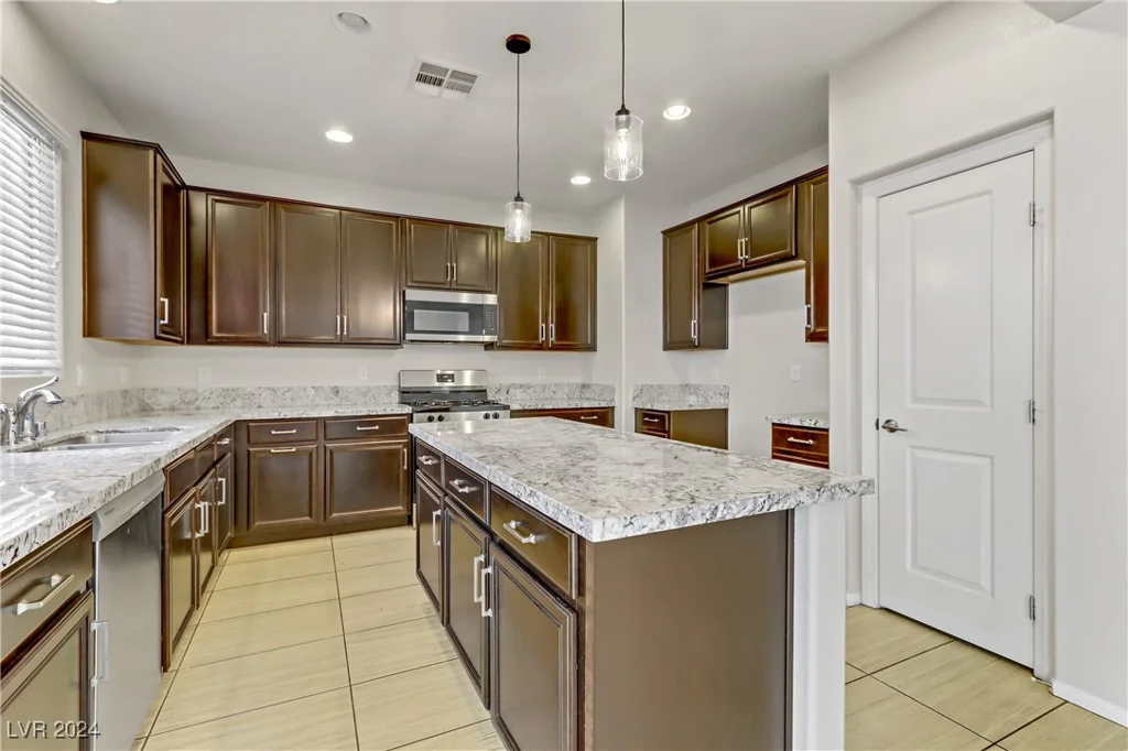 1232 Alford Creek, North Las Vegas, NV 89031