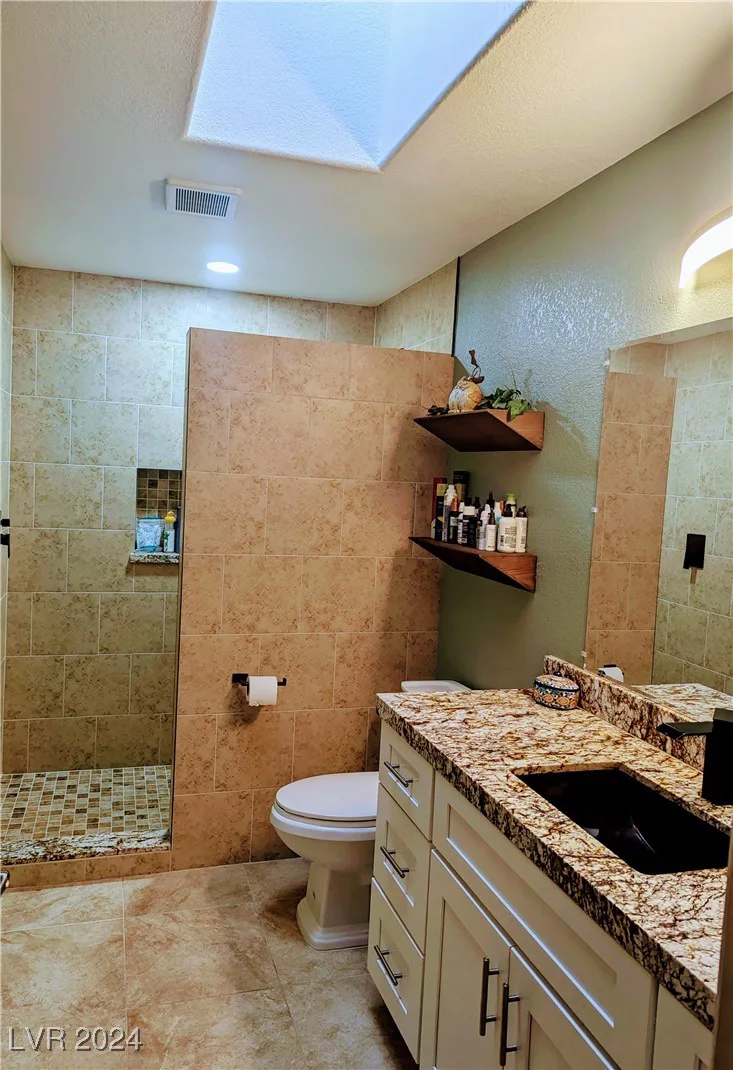 2851 Valley View, Las Vegas, NV 89102