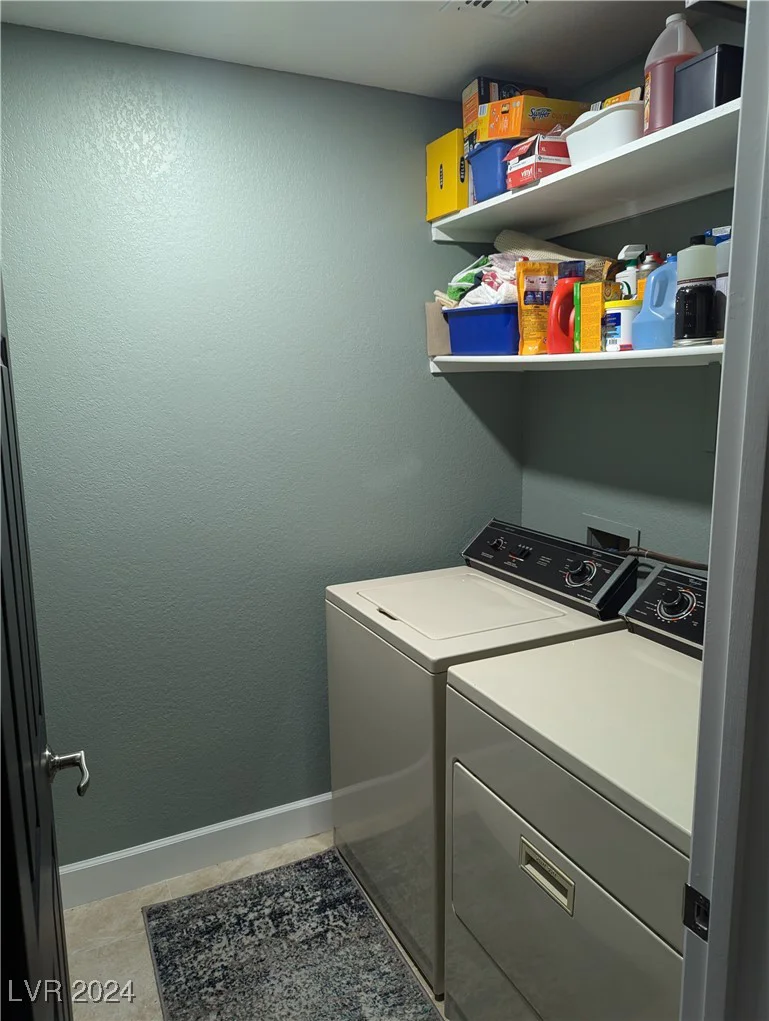 2851 Valley View, Las Vegas, NV 89102