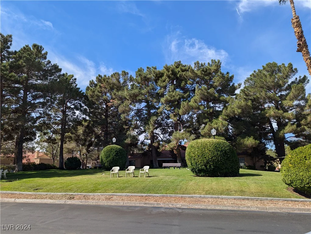 2851 Valley View, Las Vegas, NV 89102