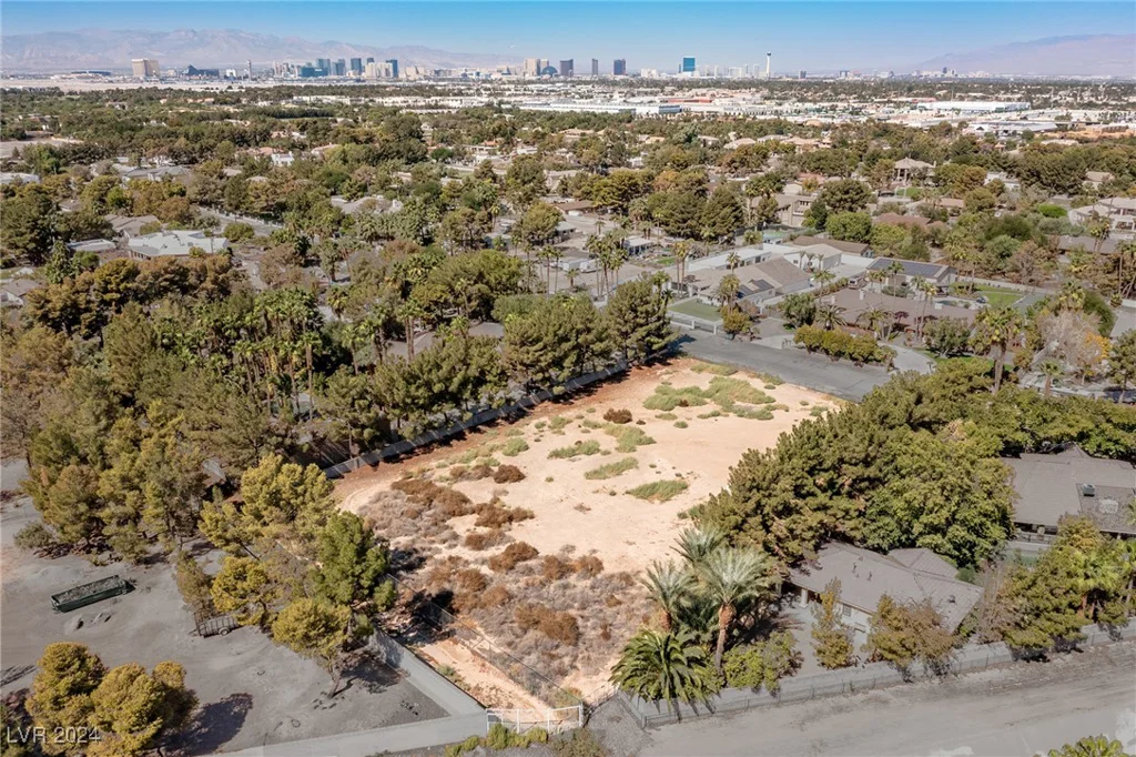 3675 Tobias, Las Vegas, NV 89120