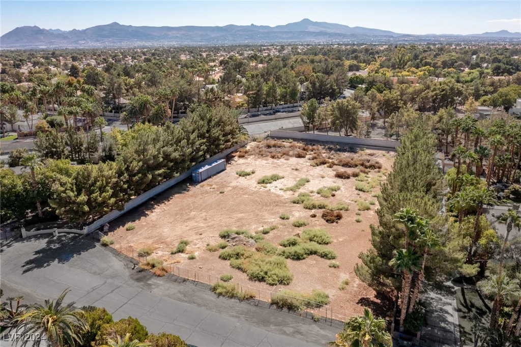 3675 Tobias, Las Vegas, NV 89120