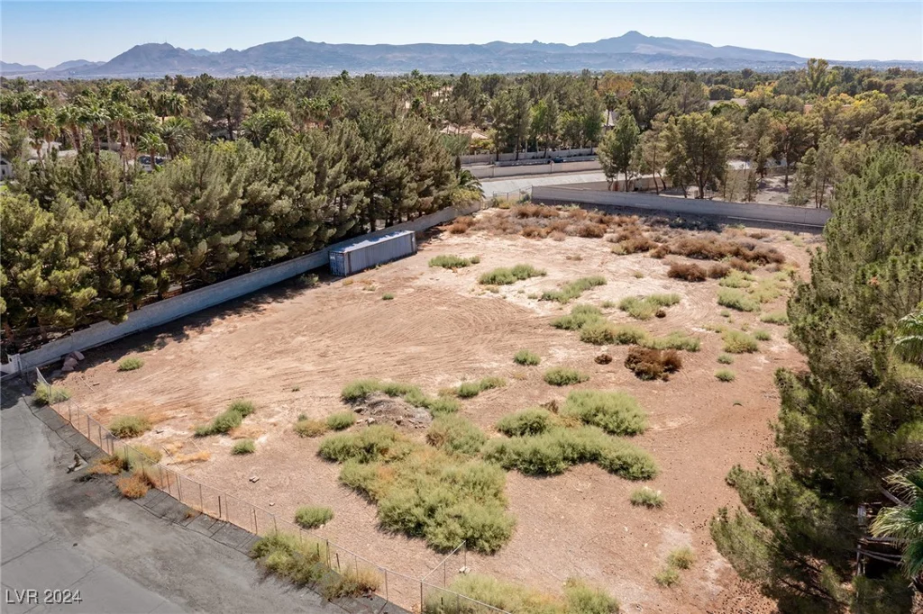 3675 Tobias, Las Vegas, NV 89120