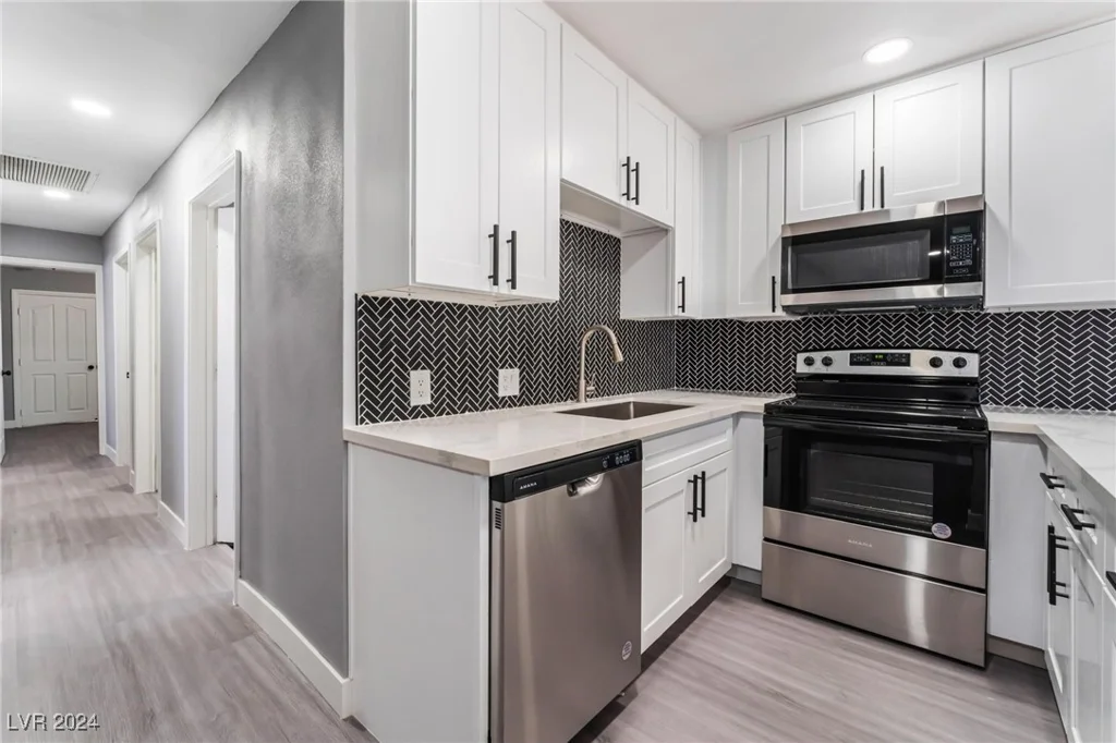 1225 Lawry, Las Vegas, NV 89106