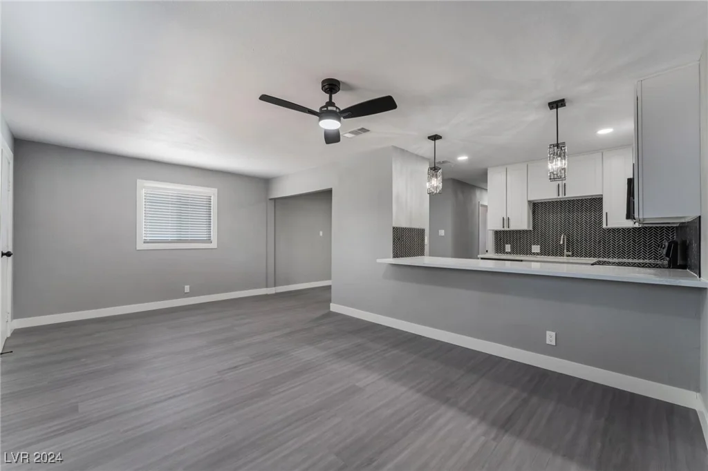 1225 Lawry, Las Vegas, NV 89106