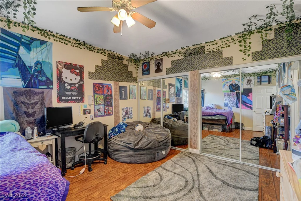 9580 Reno, Las Vegas, NV 89148