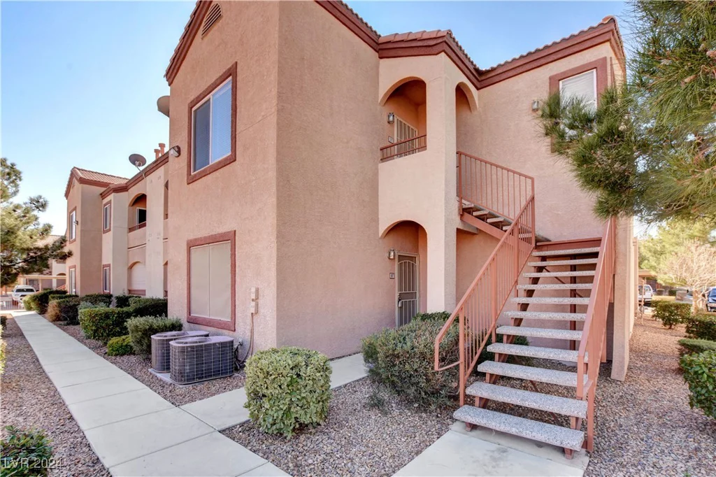 9580 Reno, Las Vegas, NV 89148