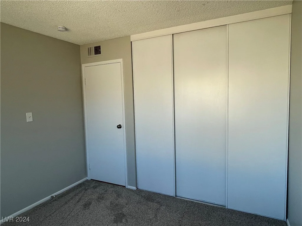 1930 Whippletree, Las Vegas, NV 89119