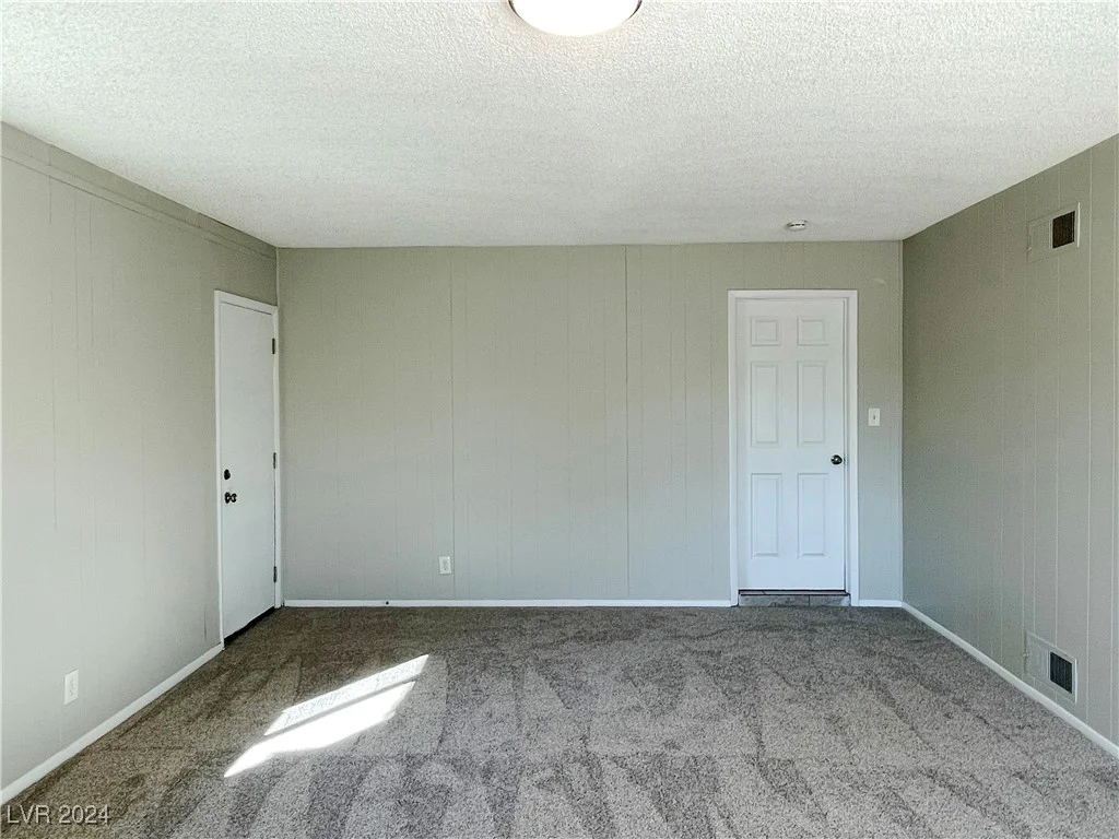 1930 Whippletree, Las Vegas, NV 89119