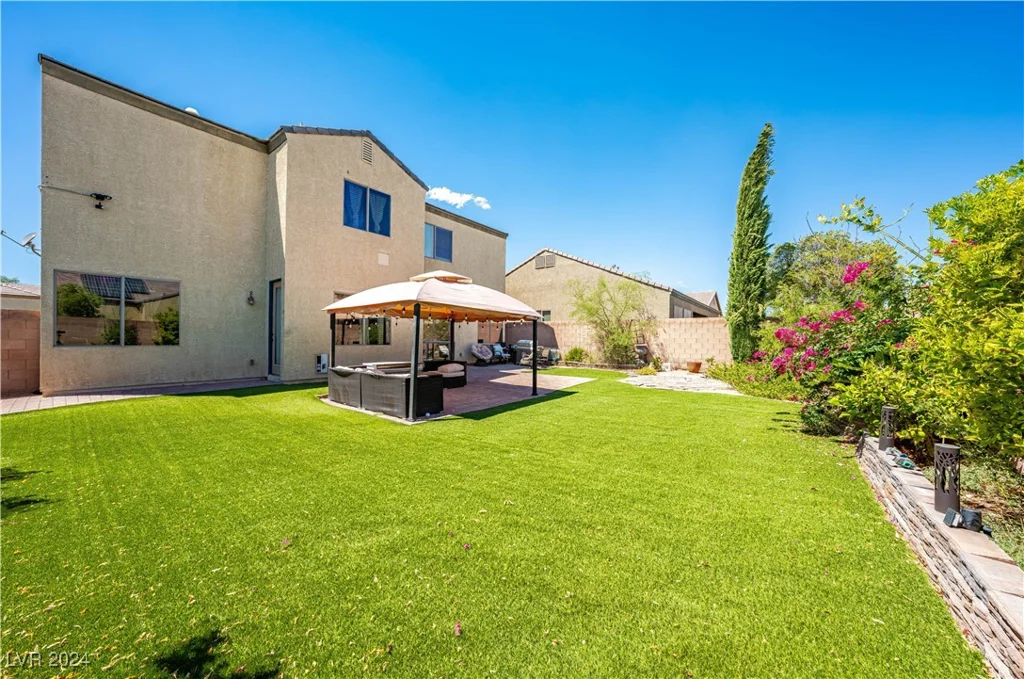 8108 Hopscotch, Las Vegas, NV 89131