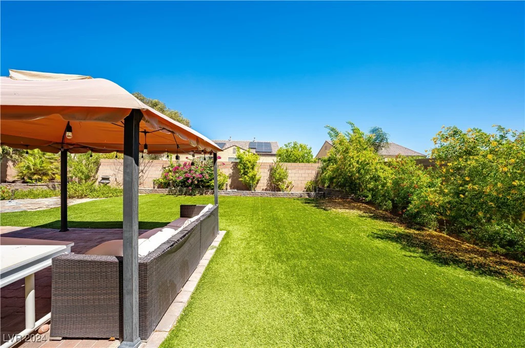 8108 Hopscotch, Las Vegas, NV 89131