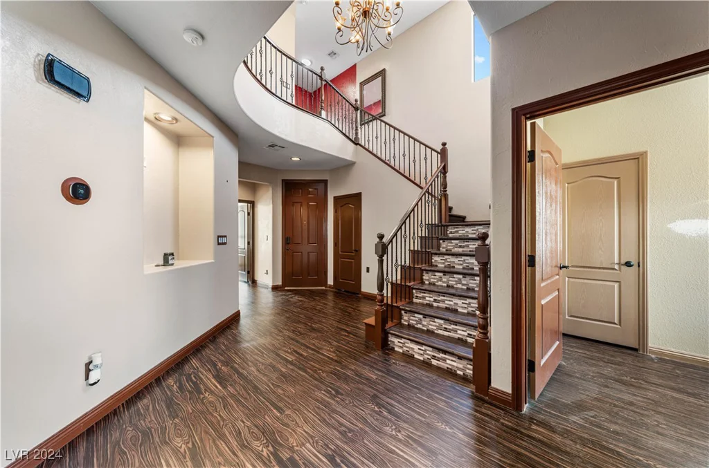 8108 Hopscotch, Las Vegas, NV 89131