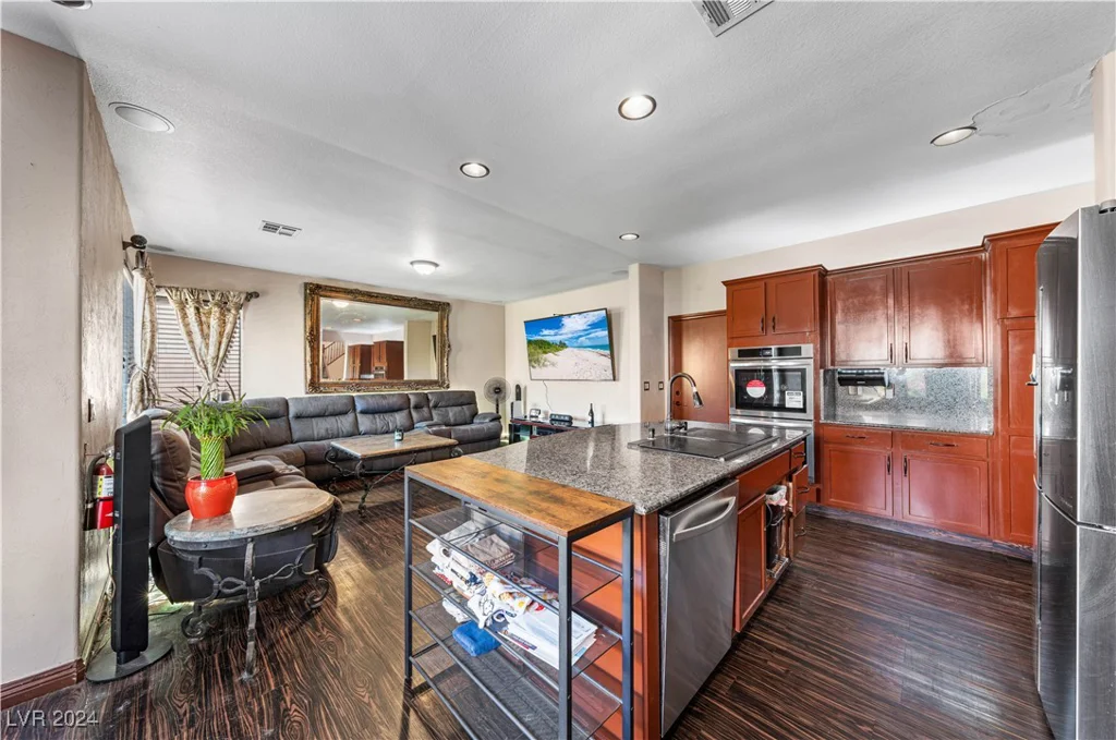 8108 Hopscotch, Las Vegas, NV 89131