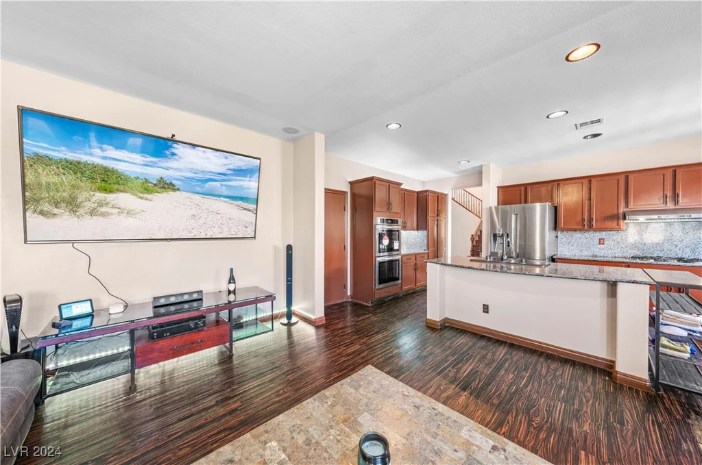 8108 Hopscotch, Las Vegas, NV 89131