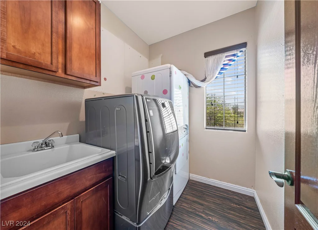 8108 Hopscotch, Las Vegas, NV 89131
