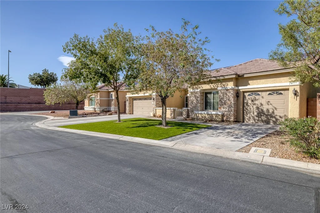 9524 Grand Grove, Las Vegas, NV 89149